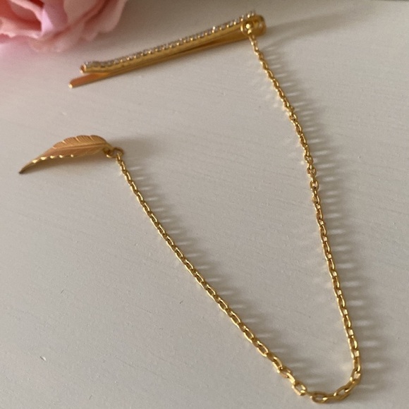 Avigail Adam Bobby Pin Crystals Leaf Chain - Picture 4 of 7